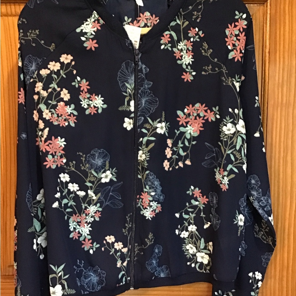 Floral Women's Jacket  New with tags size extra large Maurices- Navy - Picture 2 of 12